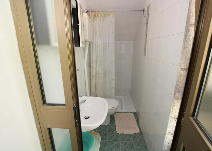 Гостьовий будинок & At Grandma Maria's Place Пореч